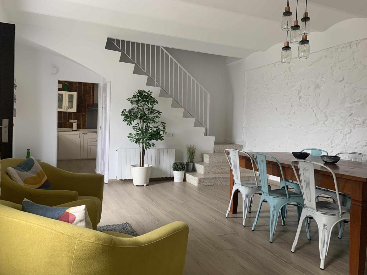 Masia Can Tramontana Guest House Tiana Bagian luar foto